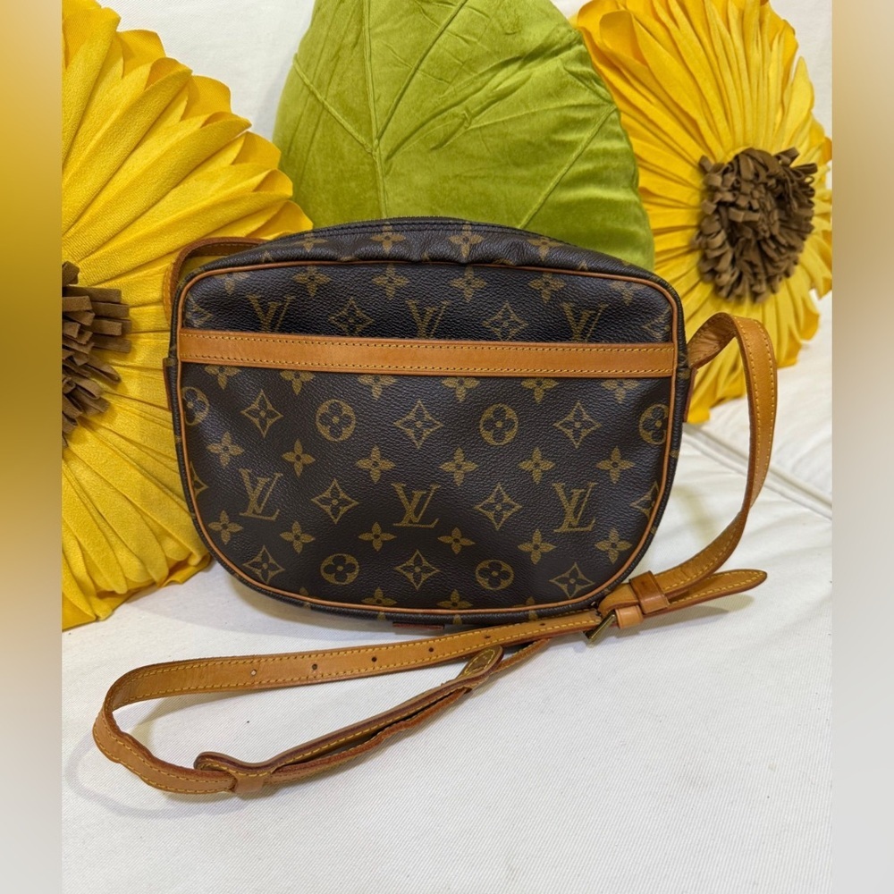 Louis Vuitton authentic JEAUNE FILLE mm Crossbody bag W/ COA EUC - Picture 4 of 4